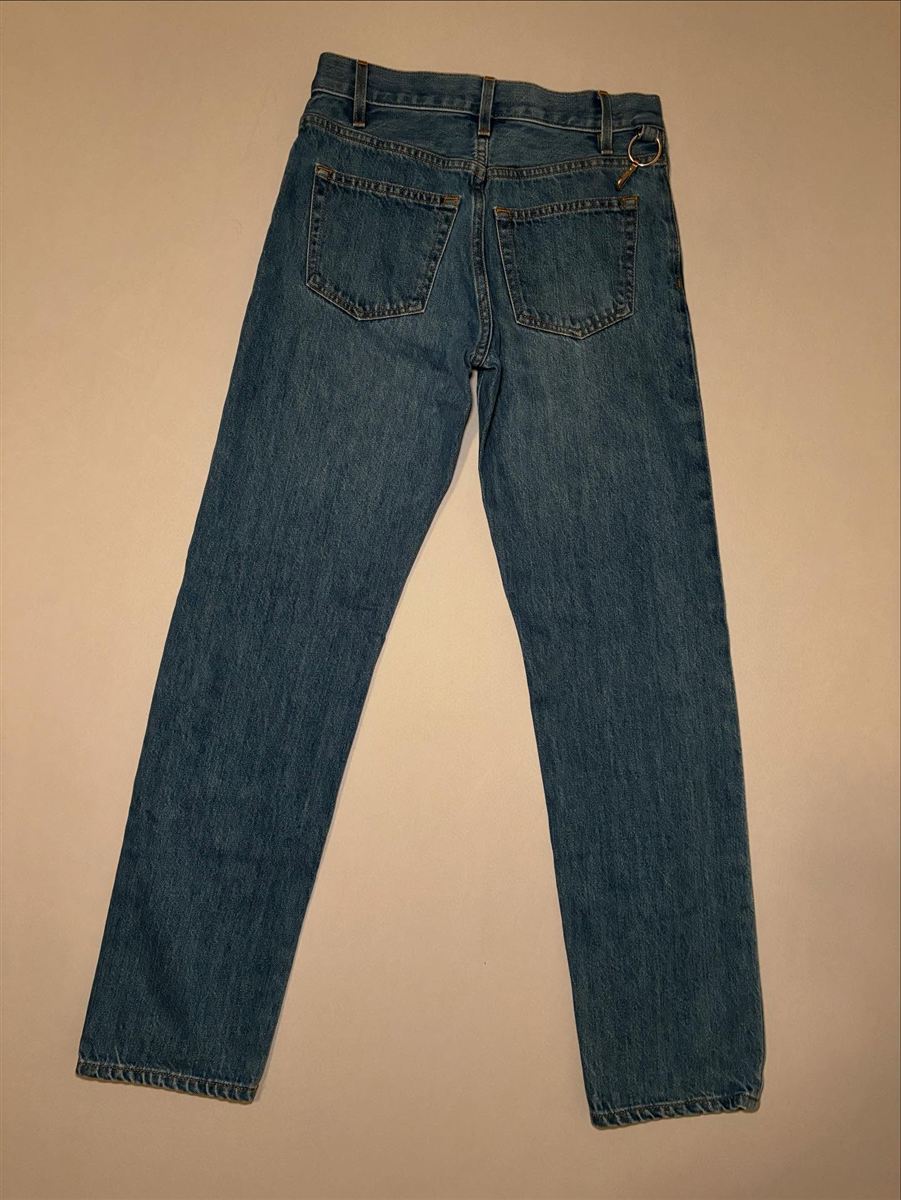 Hook Clasp Lightwash Jeans
